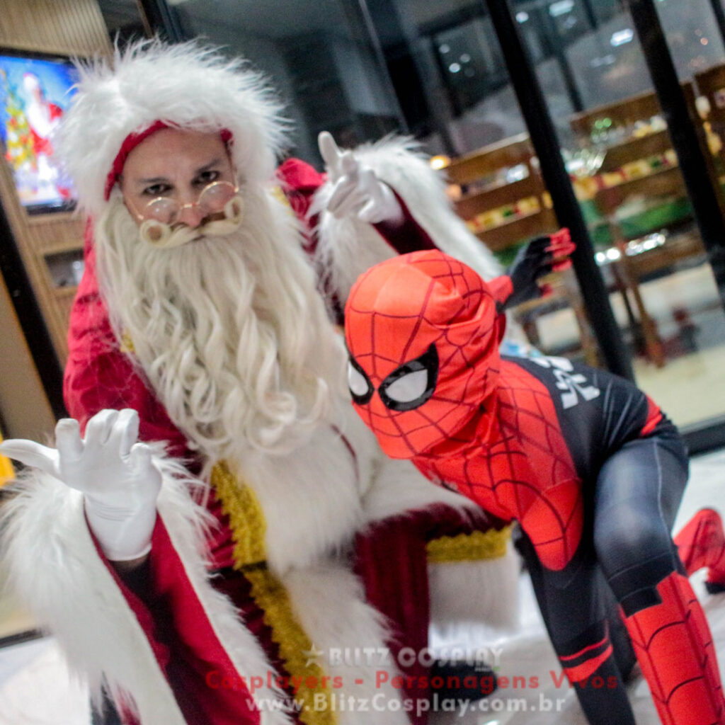 Diferença na pratica do Papai Noel Realista