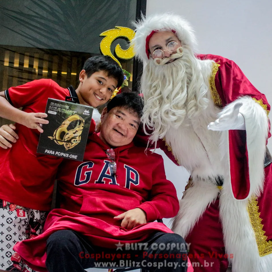 Papai Noel trazendo alegria em Itupeva Papai Noel trazendo alegria em Itupeva